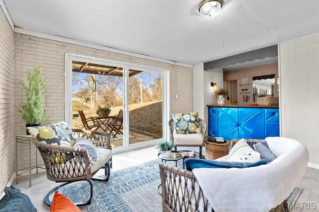 $189,900 | 33 Potomac Drive, Fairview Heights, IL 62208