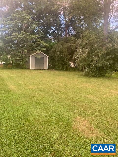 32 Buttercup Road Ruckersville, VA 22968 - Photo 3 of 14 a room with an ocean view