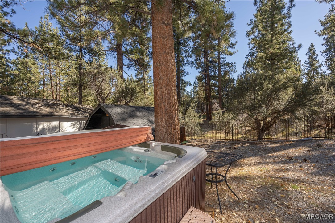 1126 Sugarpine Road Big Bear City, CA 92314 - Photo 33 of 40