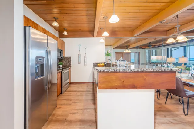 a outdoor view with a sitting space