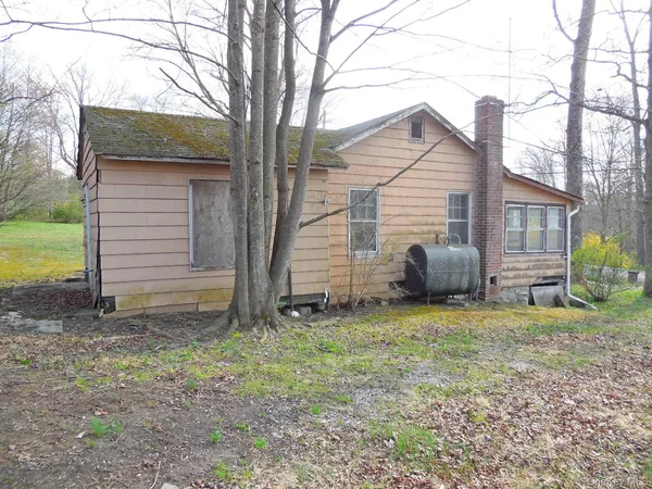 $139,000 | 213 Lake Shore Drive, Pine Bush, NY 12566