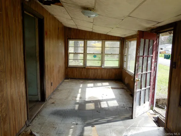 $139,000 | 213 Lake Shore Drive, Pine Bush, NY 12566