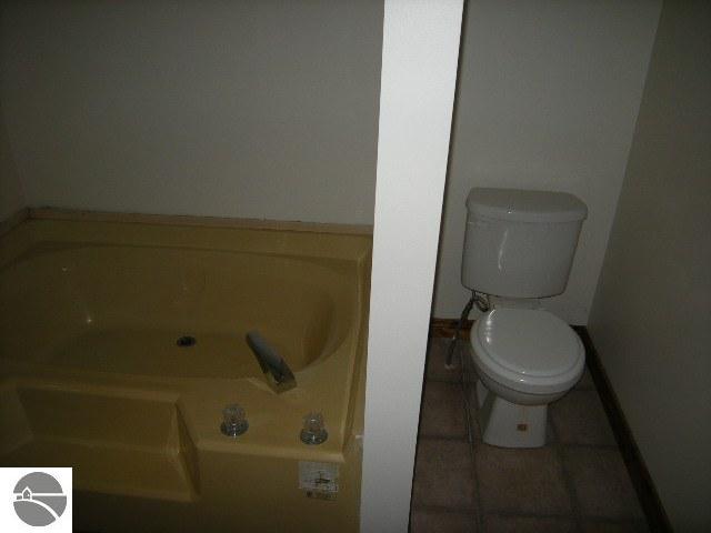2988 Crofton Road South Boardman, MI 49680 - Photo 9 of 15 1729305-8.JPG
