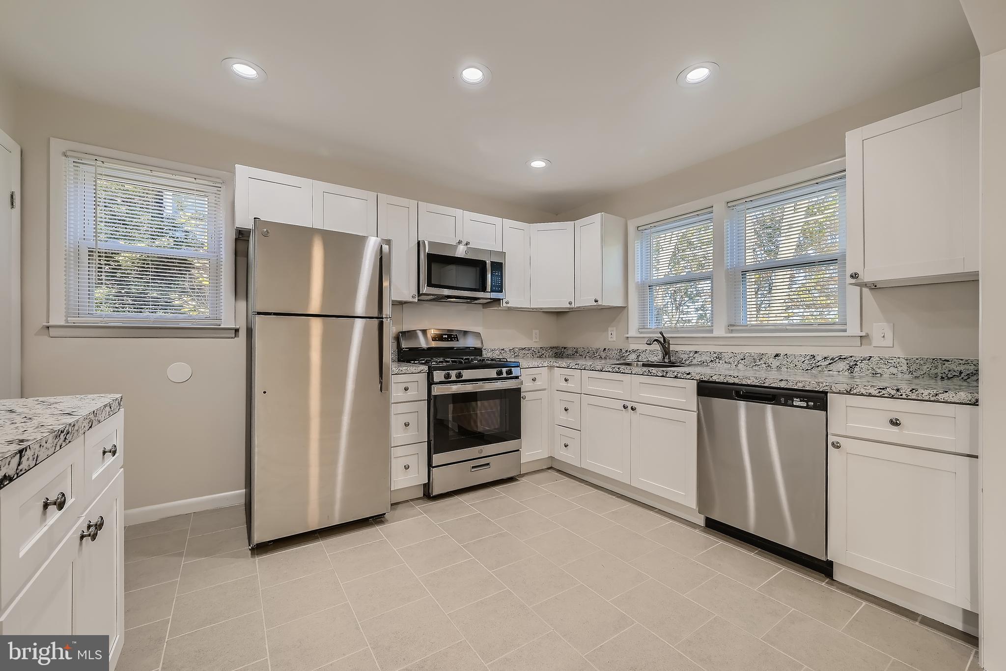8209 Sagramore Road Baltimore, MD 21237 - Photo 12 of 35