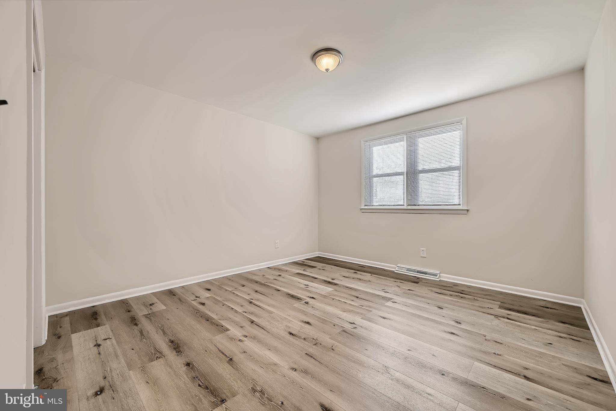 8209 Sagramore Road Baltimore, MD 21237 - Photo 17 of 35