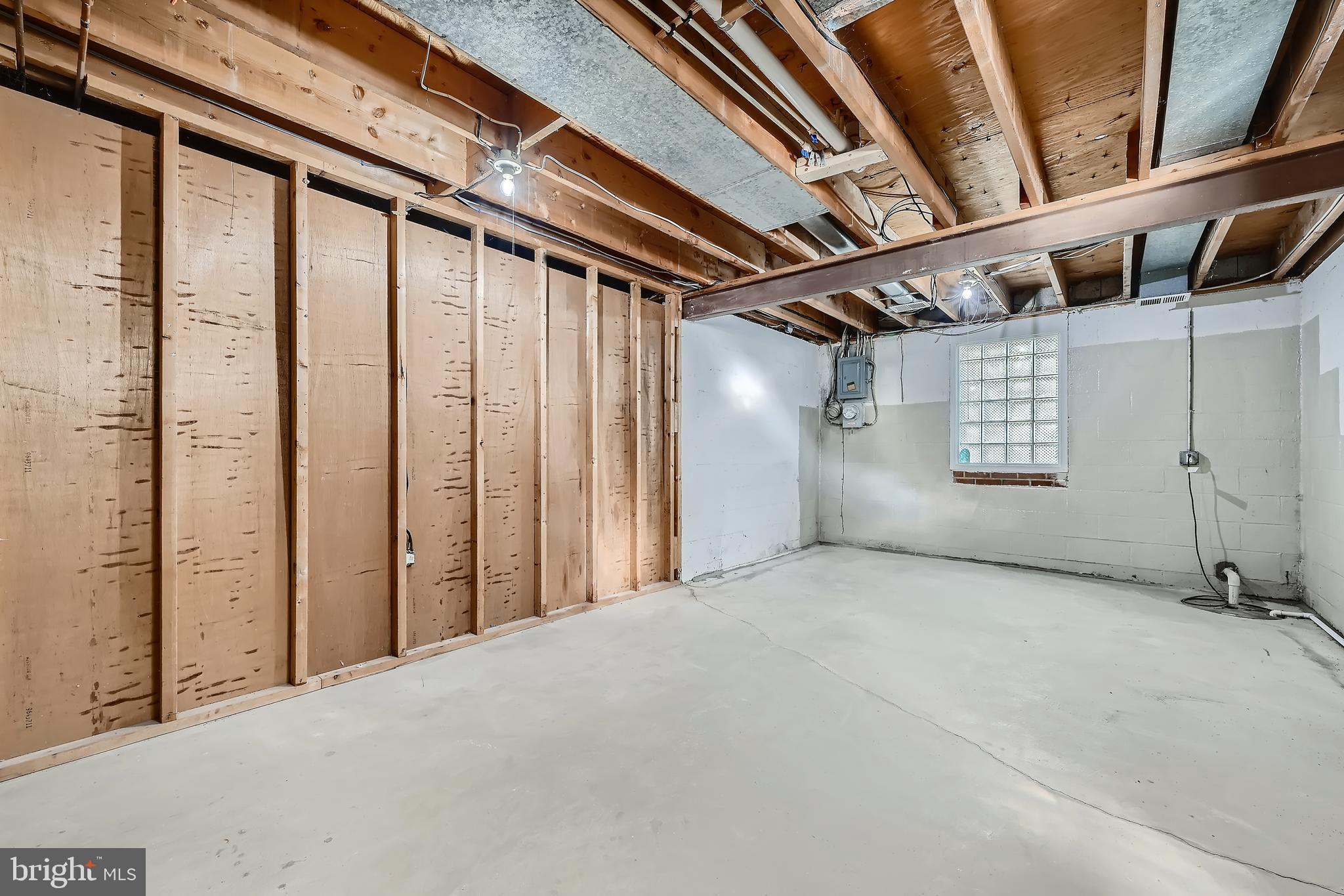 8209 Sagramore Road Baltimore, MD 21237 - Photo 31 of 35