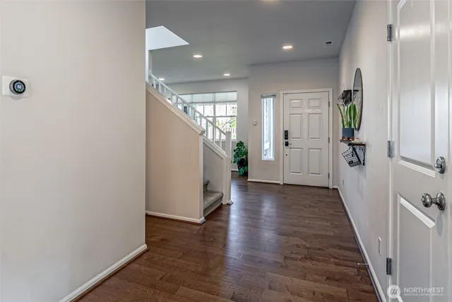 $809,990 | 32261 47th Avenue South, Auburn, WA 98001