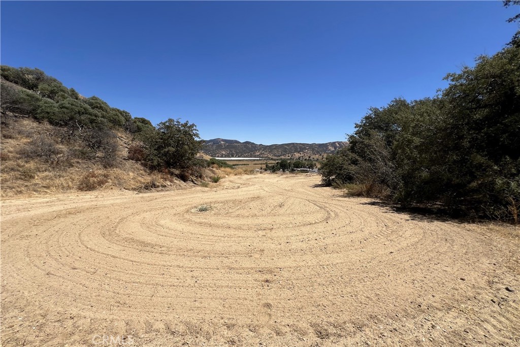 1588 Ridge Rte Drive Lebec, CA 93243 - Photo 19 of 26 Gallery Image 19