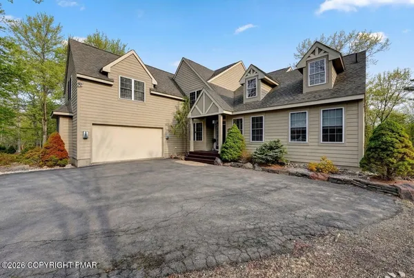 $669,000 | 102 Pine Needle Lane, Long Pond, PA 18334