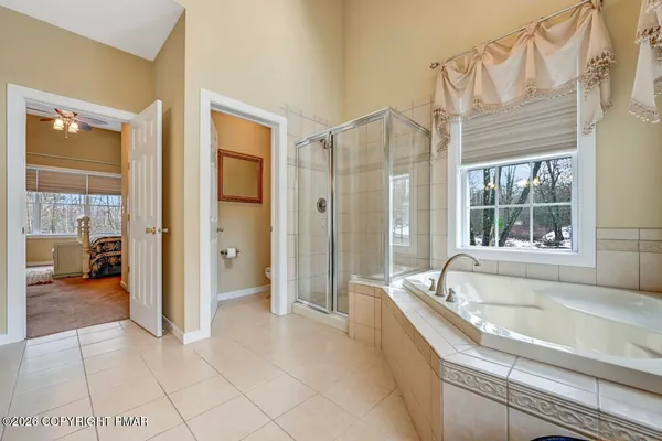 $669,000 | 102 Pine Needle Lane, Long Pond, PA 18334
