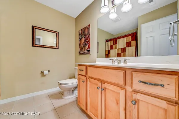$669,000 | 102 Pine Needle Lane, Long Pond, PA 18334