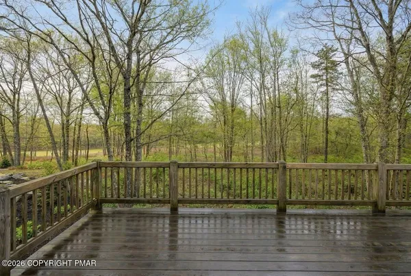 $669,000 | 102 Pine Needle Lane, Long Pond, PA 18334