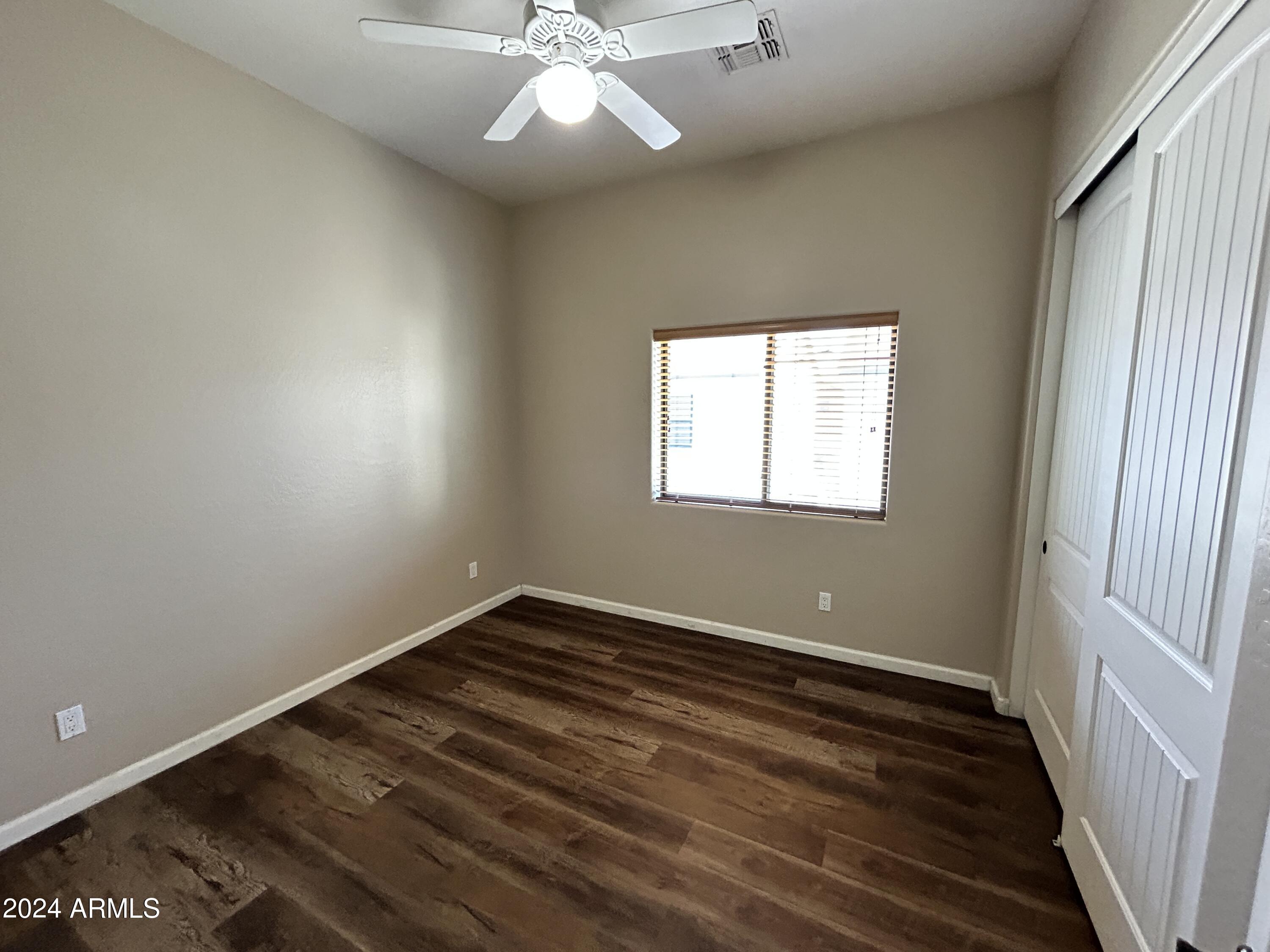 897 East Roma Avenue, Unit 3 Phoenix, AZ 85014 - Photo 14 of 25 IMG_3045