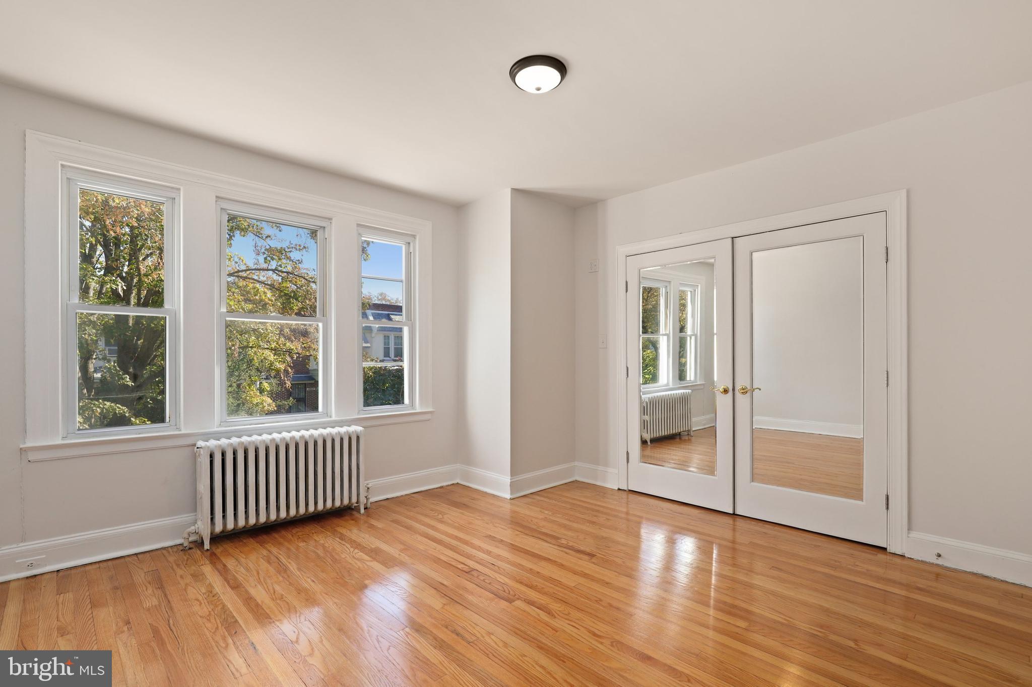 3608 Elkader Road Baltimore, MD 21218 - Photo 16 of 36