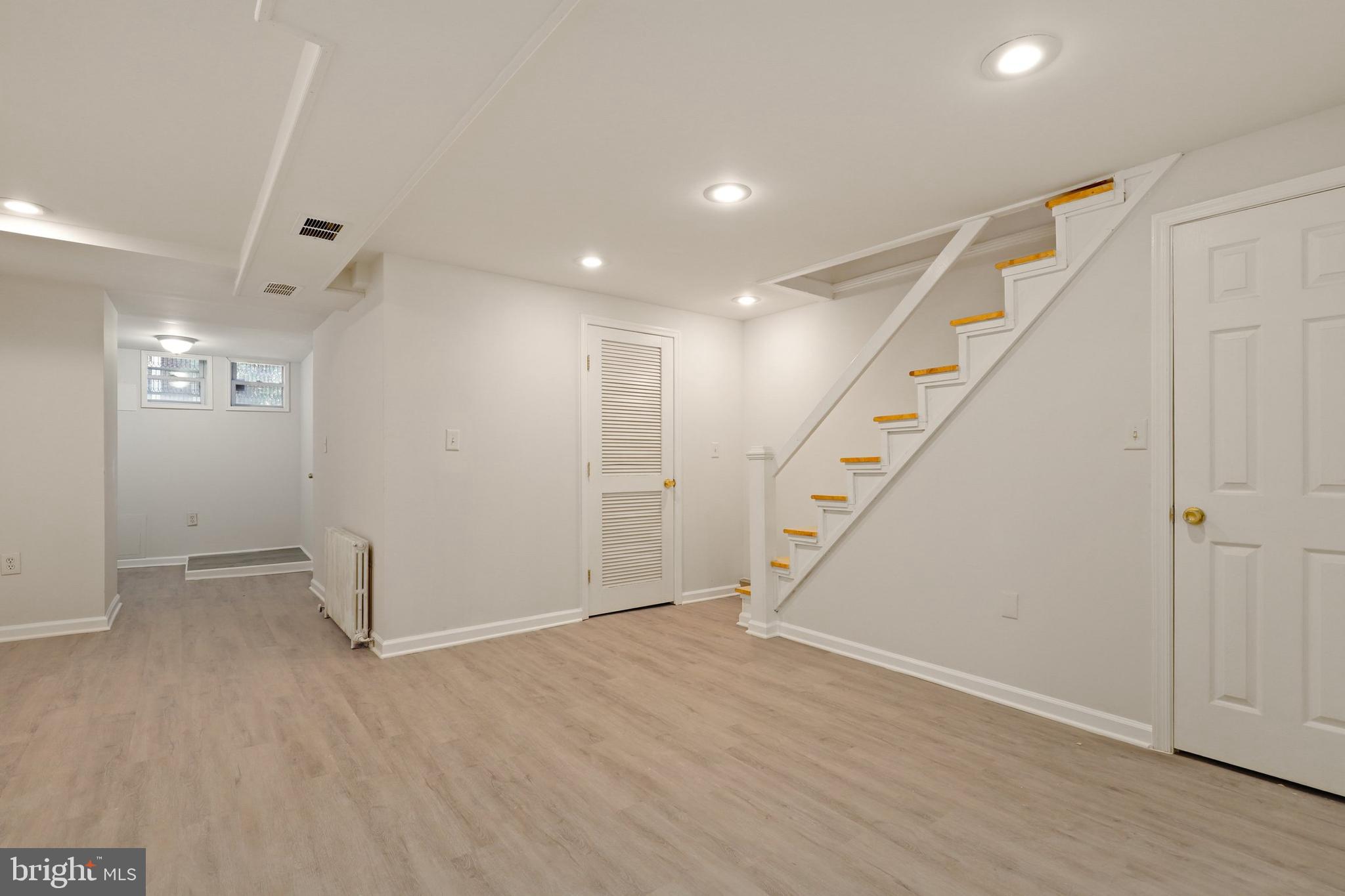 3608 Elkader Road Baltimore, MD 21218 - Photo 25 of 36