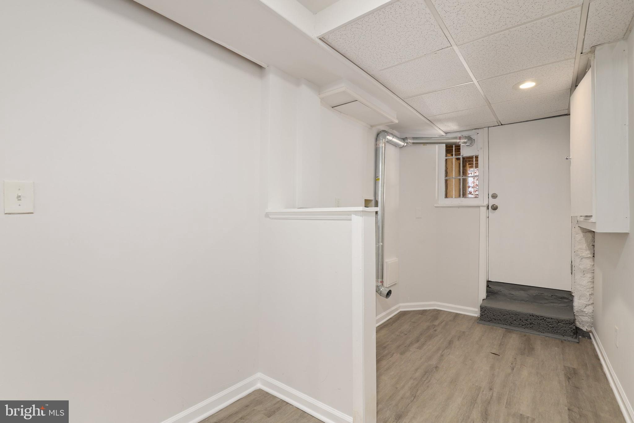 3608 Elkader Road Baltimore, MD 21218 - Photo 27 of 36