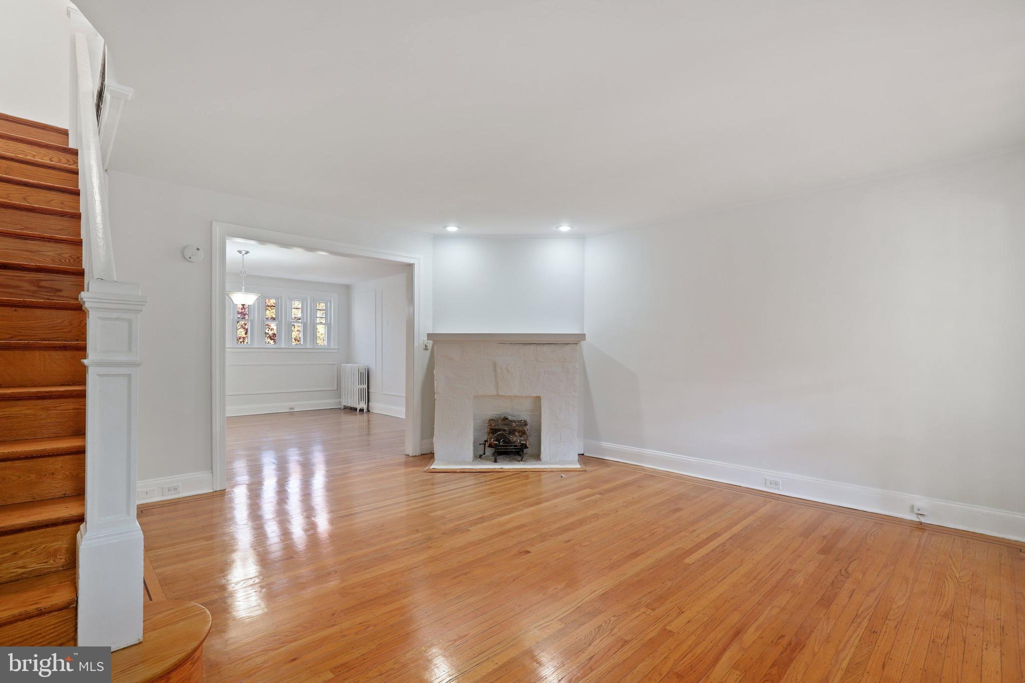 3608 Elkader Road Baltimore, MD 21218 - Photo 5 of 36