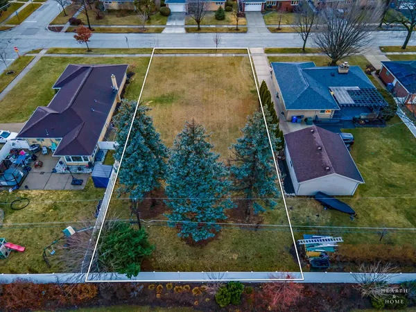 $375,000 | 103 North Louis Street, Mount Prospect, IL 60056