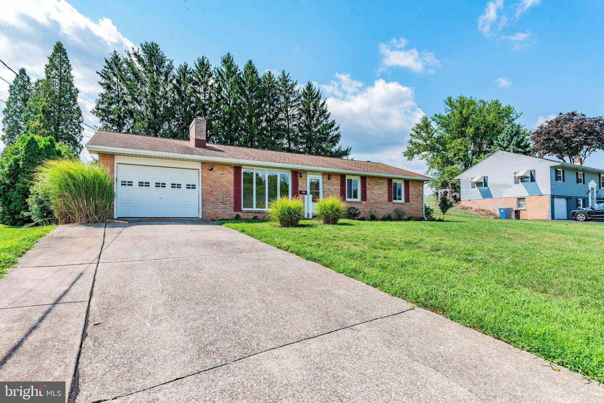 7941 Rider Lane Hummelstown, PA 17036 - Photo 2 of 28 Gallery Image 2