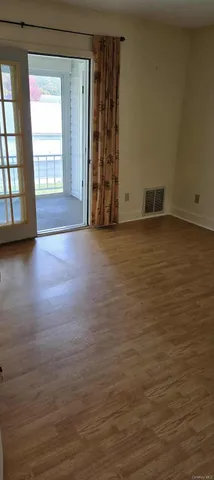 $189,000 | 9 Elizabeth Drive, Unit 29B, Tivoli, NY 12583