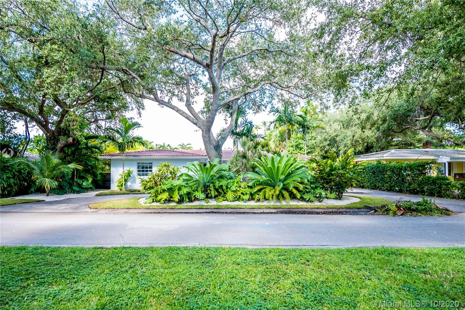 4160 Bay Point Road Miami, FL 33137 - Photo 2 of 60