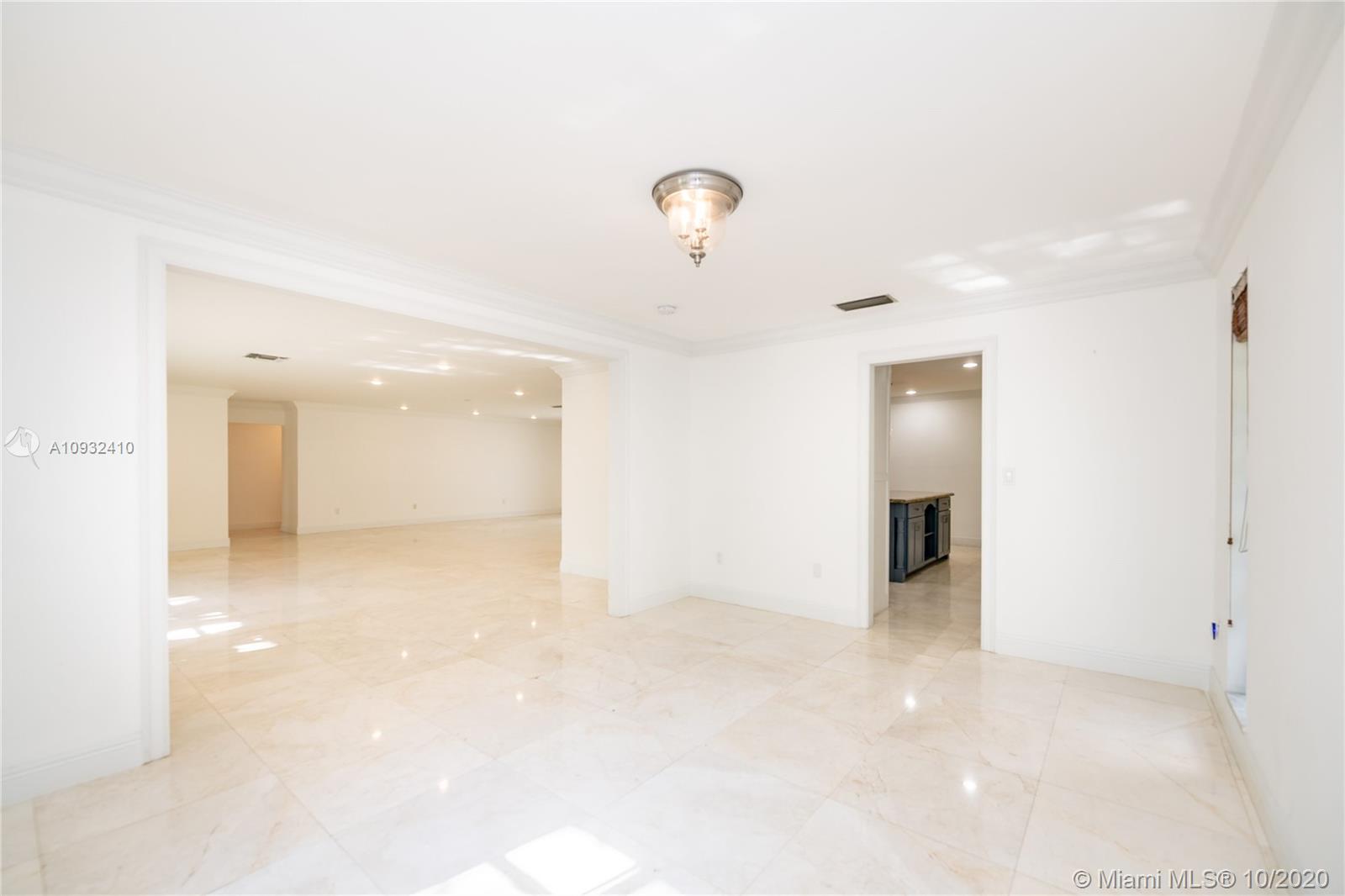 4160 Bay Point Road Miami, FL 33137 - Photo 11 of 60