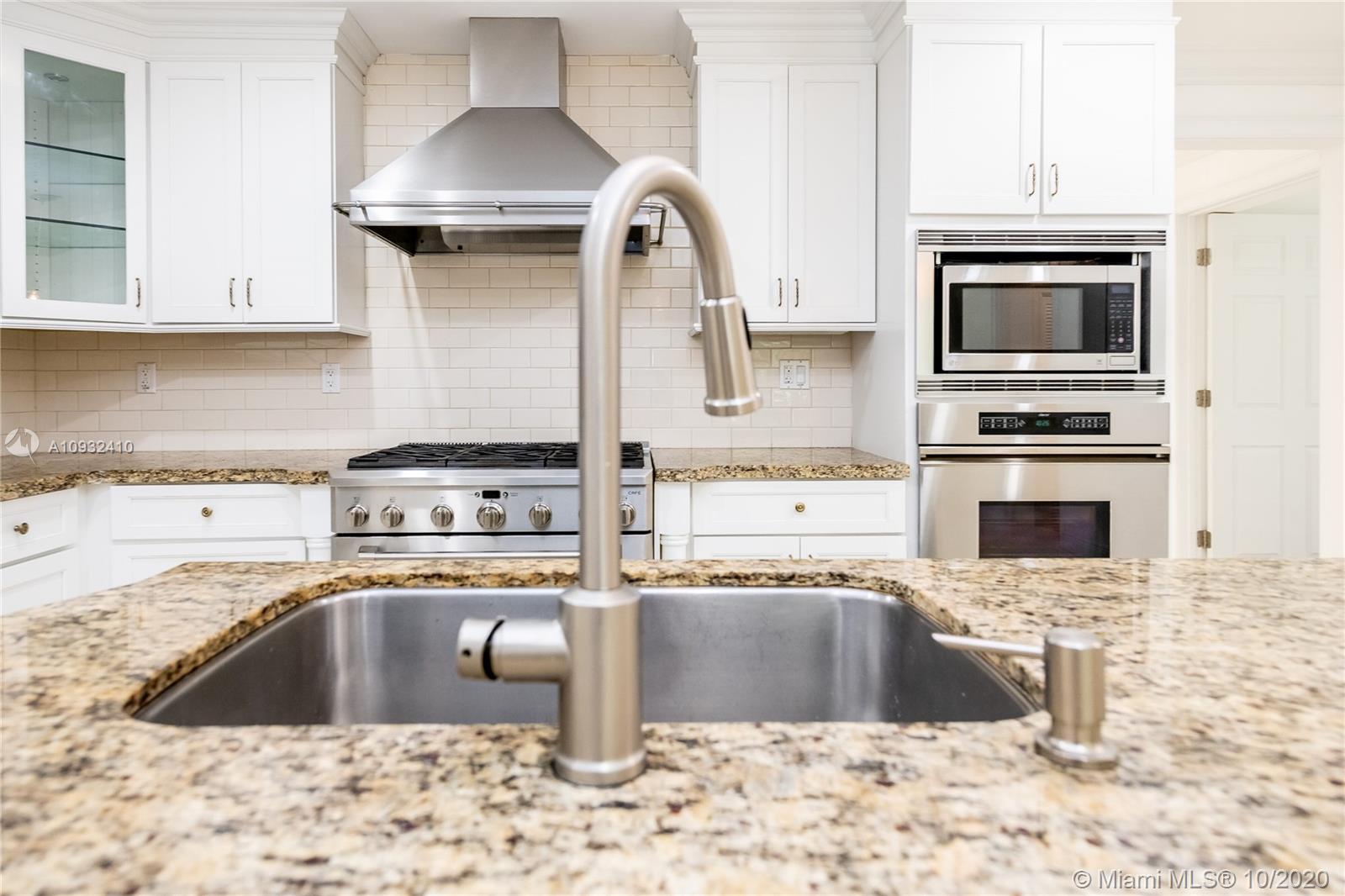 4160 Bay Point Road Miami, FL 33137 - Photo 17 of 60