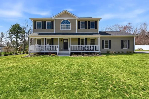 $749,900 | 50 Greenbrier Circle, Richmond, RI 02892