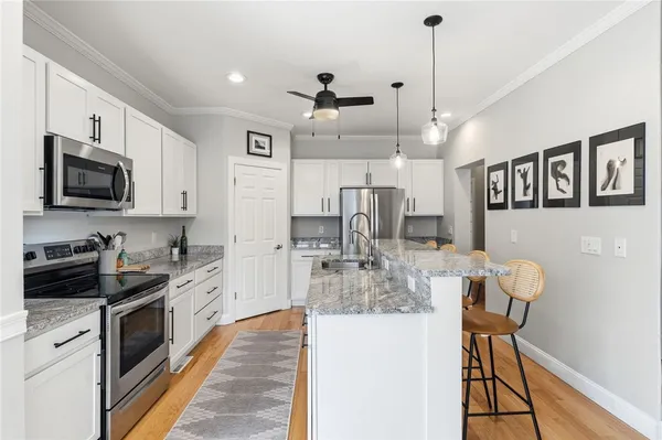 $749,900 | 50 Greenbrier Circle, Richmond, RI 02892