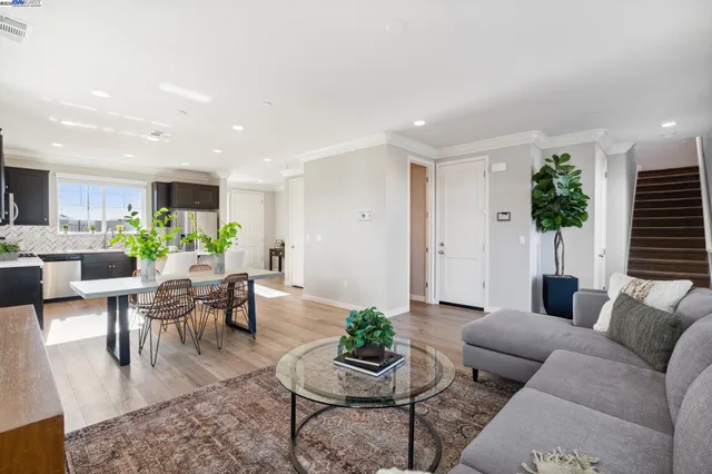 $655,000 | 1468 Monument Lane, Fairfield, CA 94533