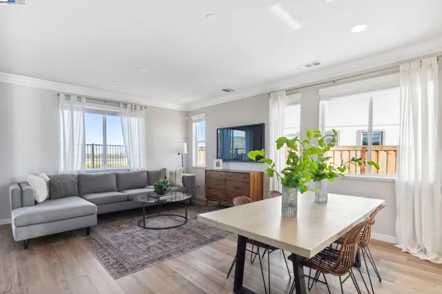 $655,000 | 1468 Monument Lane, Fairfield, CA 94533