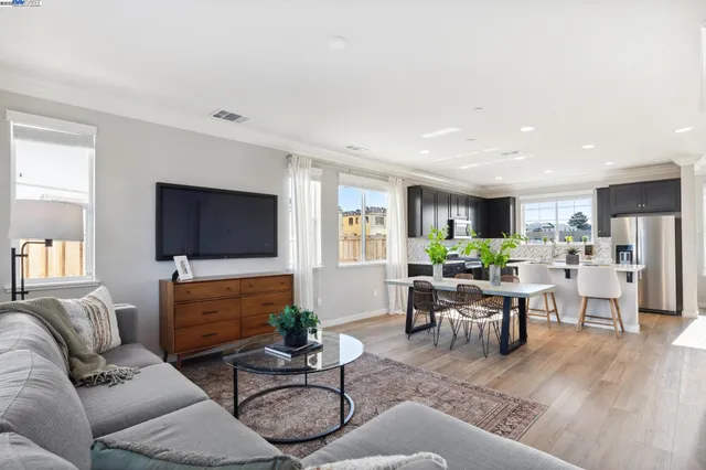 $655,000 | 1468 Monument Lane, Fairfield, CA 94533