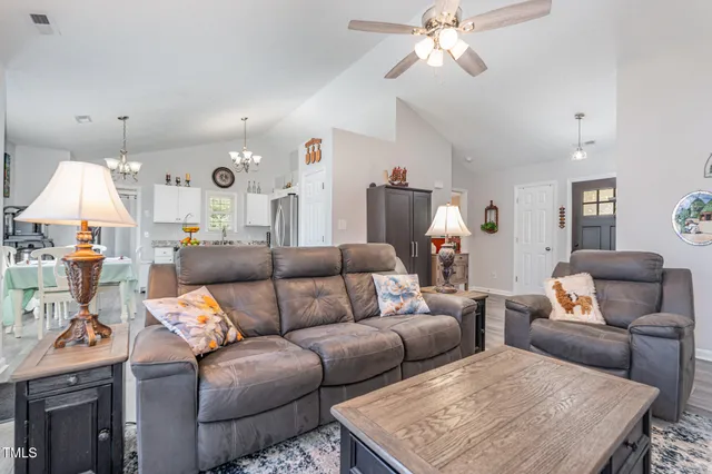 $320,000 | 501 Somerset Drive, Zebulon, NC 27597