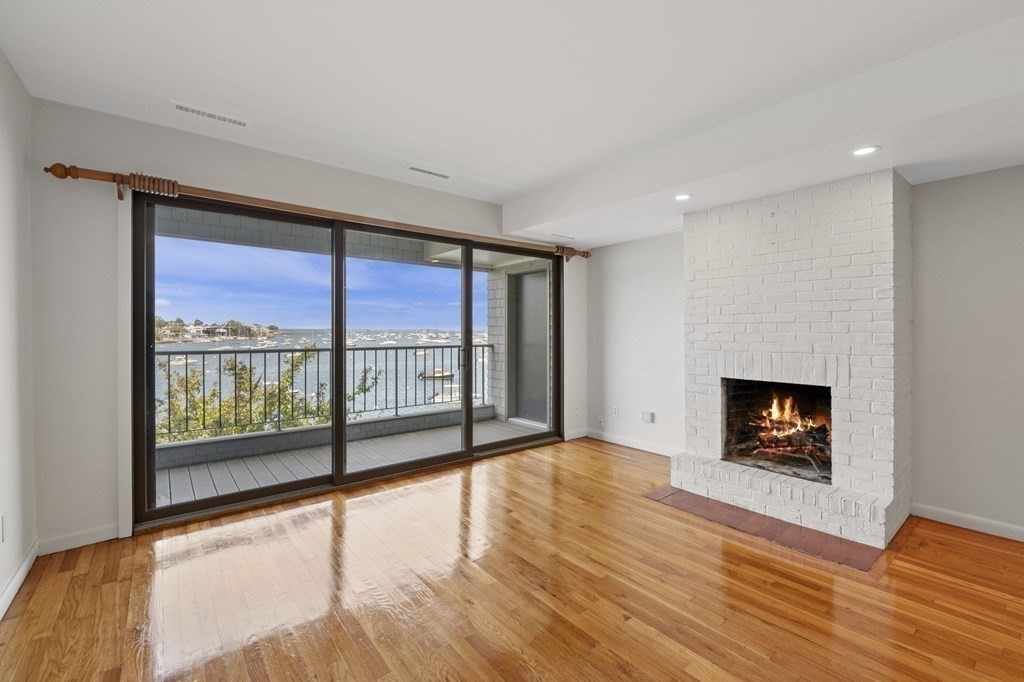 19 Skinners Path, Unit 19 Marblehead, MA 01945 - Photo 3 of 17 Gallery Image 3