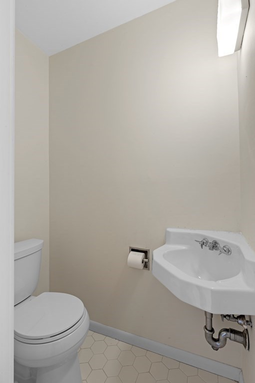 19 Skinners Path, Unit 19 Marblehead, MA 01945 - Photo 10 of 17 Gallery Image 10