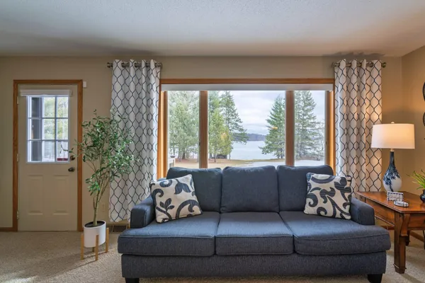 $600,000 | 17096 Skyview Drive Northwest, Bemidji, MN 56601