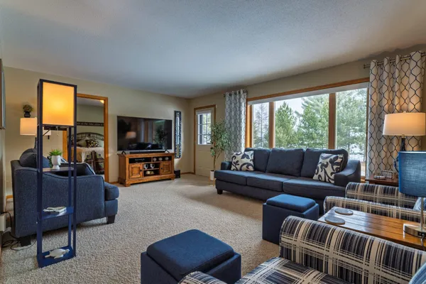 $600,000 | 17096 Skyview Drive Northwest, Bemidji, MN 56601