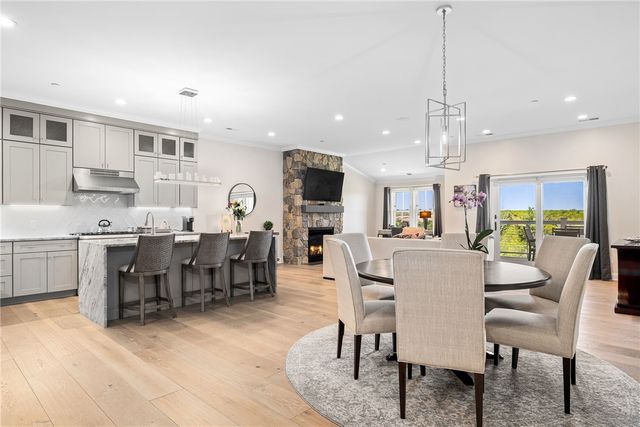 $4,836,000 | 2 Bumblebee Drive, Unit G16, Richmond, RI 02898