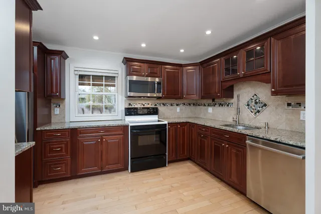 $4,500 | 384 Walnut Lane, Princeton, NJ 08540