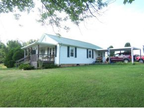 690 Walkertown Road Chuckey, TN 37641 - Photo 2 of 10 Photo 2