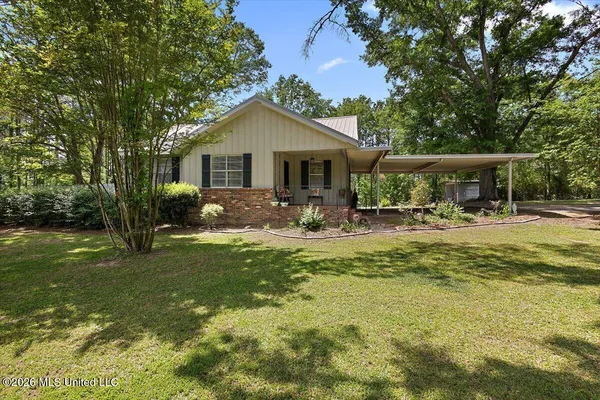 $215,000 | 1039 Hall Lane, Raymond, MS 39154