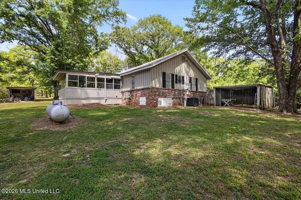 $209,900 | 1039 Hall Lane, Raymond, MS 39154