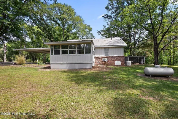 $209,900 | 1039 Hall Lane, Raymond, MS 39154