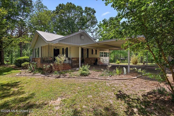 $209,900 | 1039 Hall Lane, Raymond, MS 39154