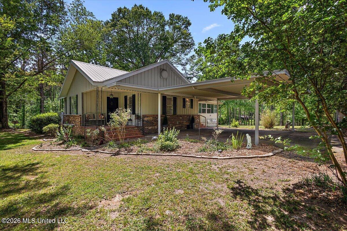 1039 Hall Lane Raymond, MS 39154 - Photo 4 of 28 03-HTP_9427