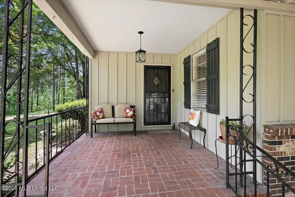 $209,900 | 1039 Hall Lane, Raymond, MS 39154