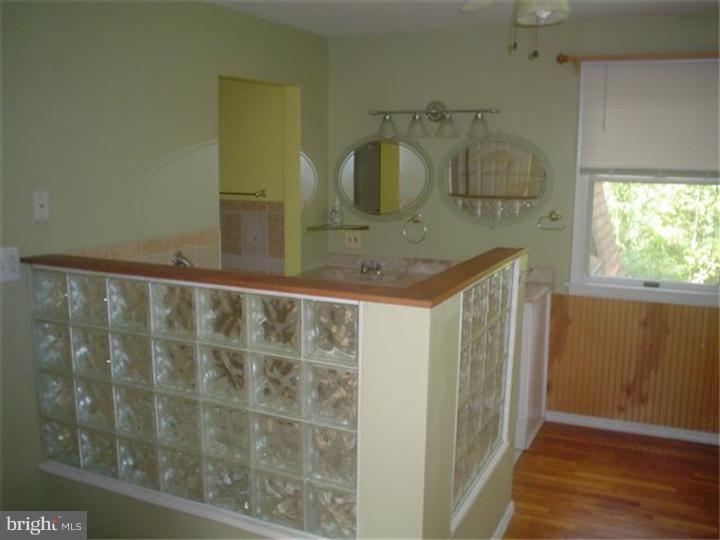 42 N Road Mount Holly, NJ 08060 - Photo 19 of 23