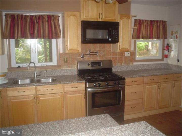 42 N Road Mount Holly, NJ 08060 - Photo 8 of 23