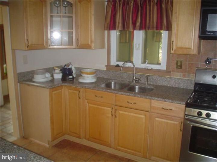 42 N Road Mount Holly, NJ 08060 - Photo 10 of 23