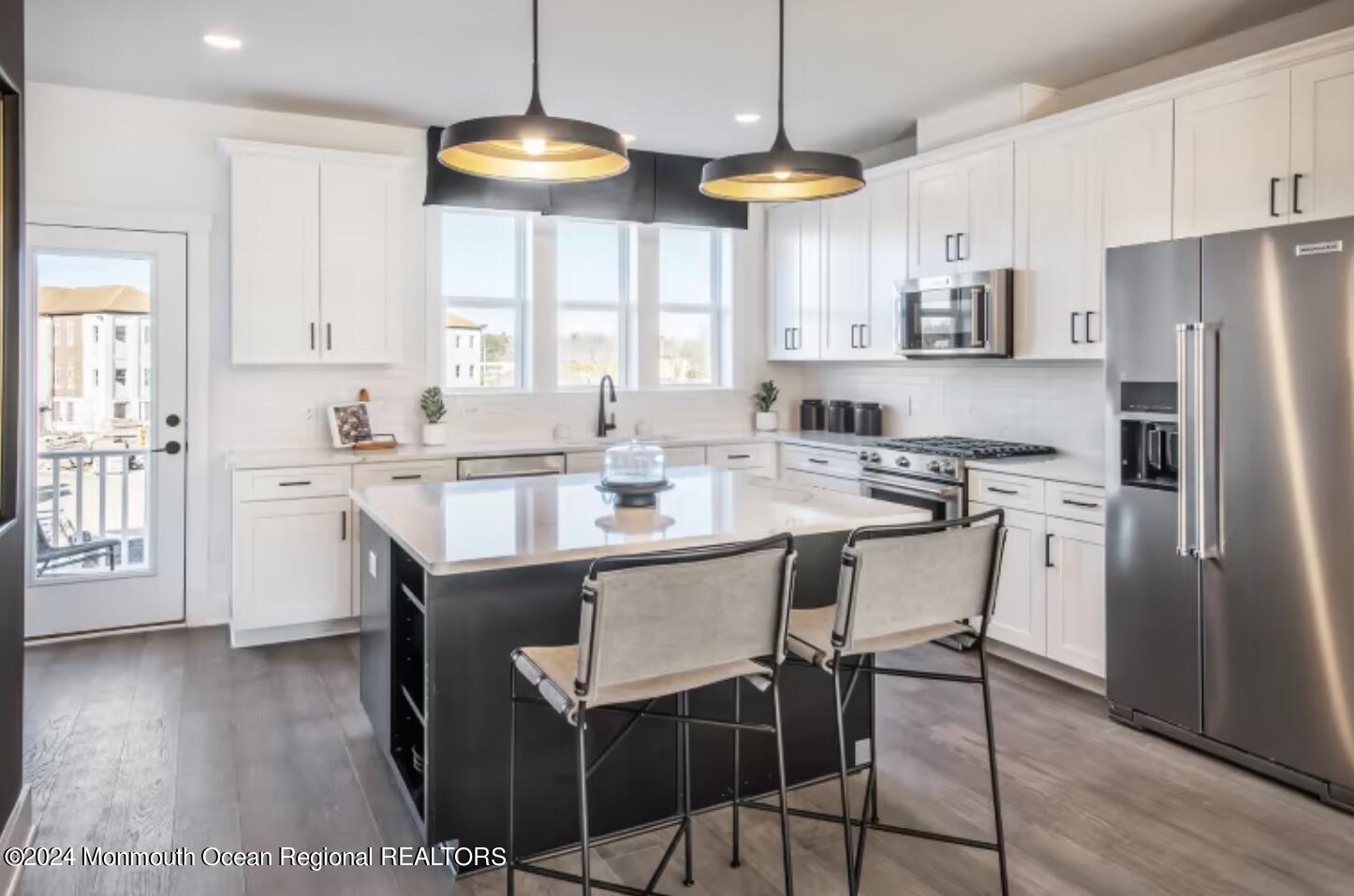 17 Sunset Road Oceanport, NJ 07757 - Photo 3 of 33 Screen Shot 2024-01-04 at 10.02.56 AM